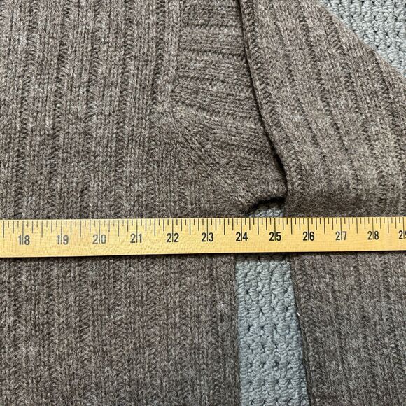 J.Crew Vintage 100% Wool Knit Sweater Women's Size Medium V-Neck Hong Kong - Picture 4 of 8